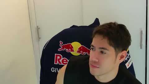 Snapshot of camara110 chatting on December 2025 06:27:02 PM camara110 online show from December 2025 06:27:02 PM