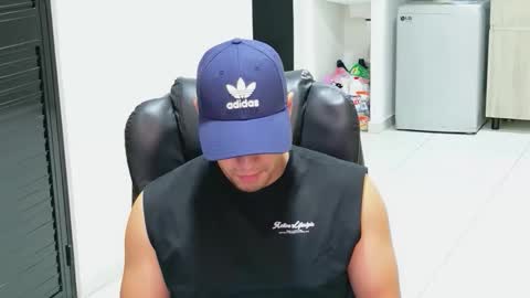 camara110 online show from May 2026 11:54:01 PM