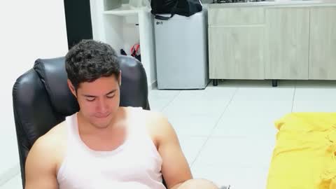 camara110 online show from May 2026 01:34:01 AM