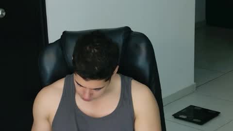 camara110 online show from June 2026 01:37:01 AM