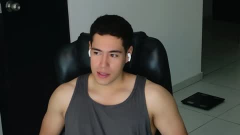 camara110 online show from June 2026 01:27:01 AM
