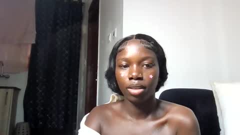 Snapshot of camclit chatting on April 2026 08:04:02 AM Princess online show from April 2026 08:04:02 AM