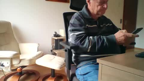 camcologne online show from November 2025 10:16:02 AM