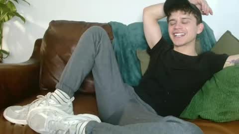 CamDoAttitude online show from December 2024 12:01:02 PM