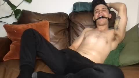 CamDoAttitude online show from October 2025 11:12:02 PM