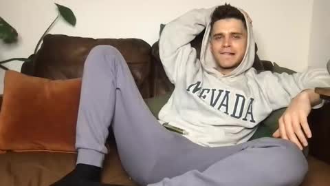 CamDoAttitude online show from November 2025 09:49:02 PM