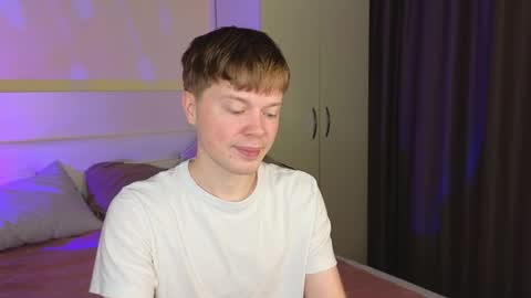 Snapshot of cameron_crowly chatting on November 2025 10:34:02 AM Cameron online show from November 2025 10:34:02 AM