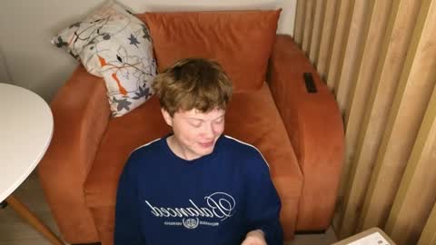 Snapshot of cameron_crowly chatting on June 2026 04:45:01 PM Cameron online show from June 2026 04:45:01 PM