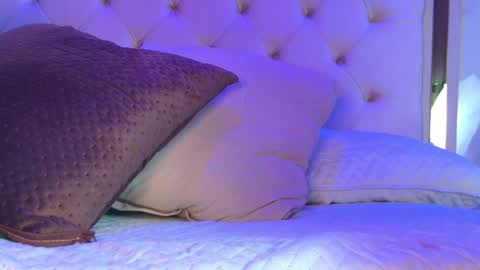 cameron_hearts online show from March 2026 12:11:01 PM