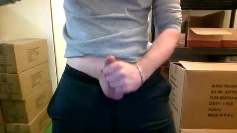 Snapshot of camfun_27 chatting on April 2026 07:41:01 AM camfun_27 online show from April 2026 07:41:01 AM