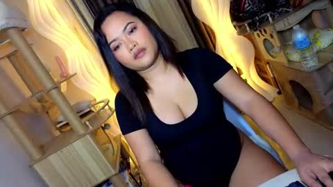 Snapshot of camgirl_jade chatting on July 2026 06:28:01 AM Jade online show from July 2026 06:28:01 AM