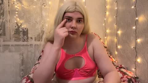 Marta online show from January 2025 06:24:02 PM