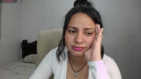 Snapshot of cami_valbuena chatting on September 2025 09:08:02 PM Camila Valbuena online show from September 2025 09:08:02 PM