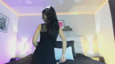 camiila  online show from May 2026 07:11:01 PM