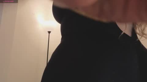 Camila online show from April 2026 01:16:02 AM