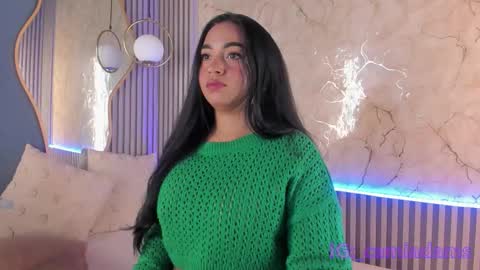 Cami online show from November 2025 11:43:02 AM