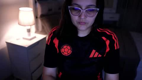 Camila buitrago online show from November 2025 02:25:02 AM