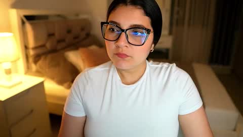 Camila buitrago online show from December 2025 11:23:01 PM