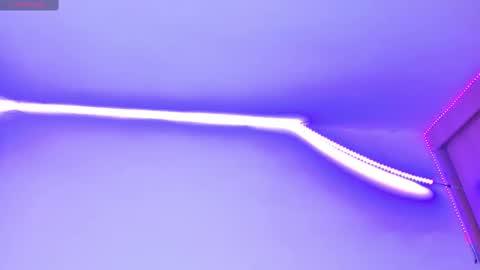  s online show from February 2025 06:48:01 PM