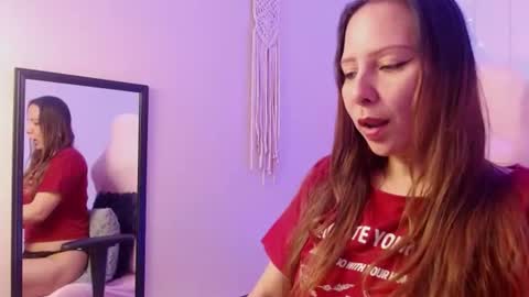 Snapshot of camila_delarosa chatting on June 2026 01:46:01 PM camila online show from June 2026 01:46:01 PM