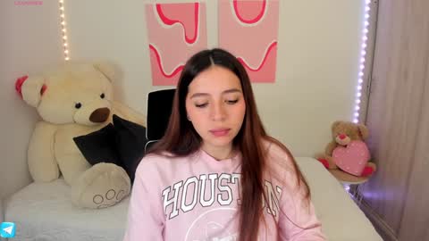  C A M I  online show from December 2024 11:18:02 PM