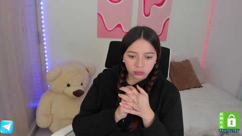  C A M I  online show from January 2025 11:37:02 PM