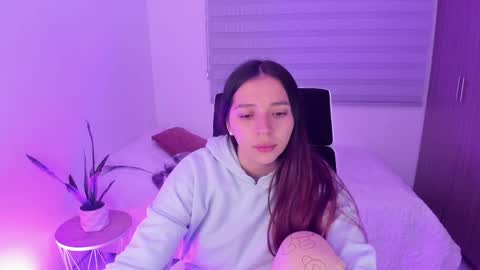  C A M I  online show from November 2025 02:17:02 AM