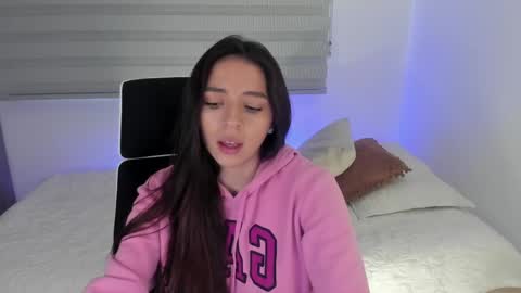  C A M I  online show from May 2026 04:14:02 PM