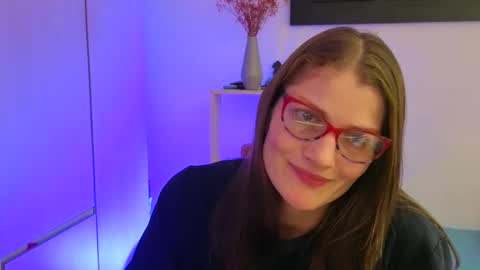 Camila ventura online show from November 2025 07:57:01 PM