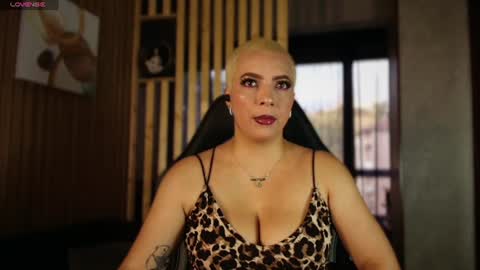 Snapshot of camilaachainn chatting on July 2026 05:32:01 AM online show from July 2026 05:32:01 AM