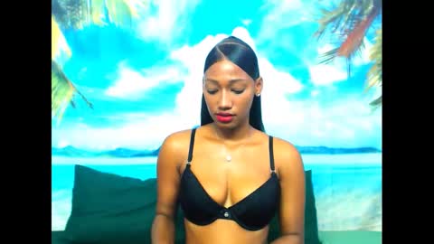 Snapshot of camilaasexyy chatting on February 2025 11:39:02 AM camilaasexyy online show from February 2025 11:39:02 AM