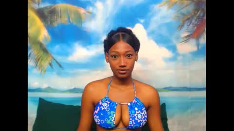 Snapshot of camilaasexyy chatting on February 2025 08:44:01 AM camilaasexyy online show from February 2025 08:44:01 AM