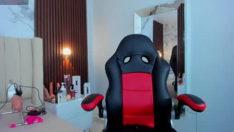 CAMILA  online show from April 2026 12:55:01 PM