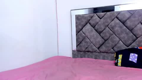 camilajhoones online show from December 2024 09:30:01 AM