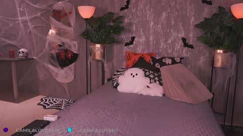Snapshot of camilalovers01 chatting on October 2025 02:23:02 AM online show from October 2025 02:23:02 AM