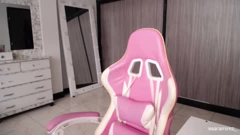 X IGcamiryan01 online show from November 2025 05:56:02 PM