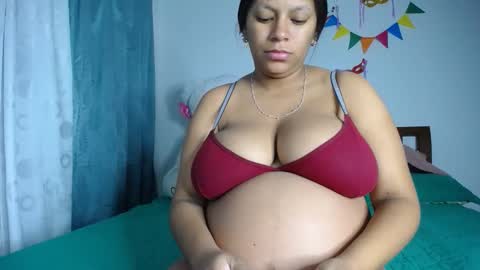 Snapshot of camilasex0 chatting on February 2026 04:07:02 PM camilasex0 online show from February 2026 04:07:02 PM