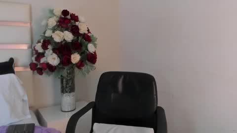 Camila online show from December 2024 11:27:02 PM