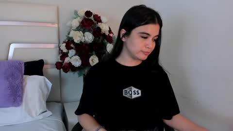 Camila online show from January 2025 10:19:01 PM