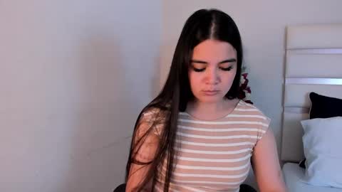 Camila online show from January 2025 08:14:01 PM