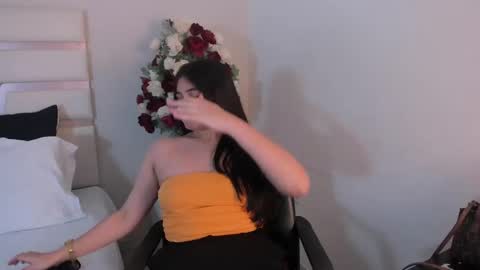 Camila online show from January 2025 08:31:02 PM