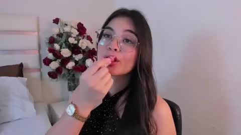 Camila online show from February 2025 11:01:02 PM