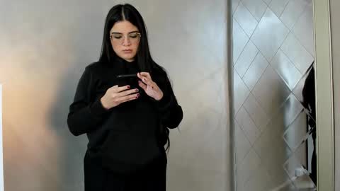 Camila online show from September 2025 07:26:02 PM