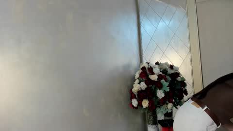 Camila online show from September 2025 07:47:01 PM