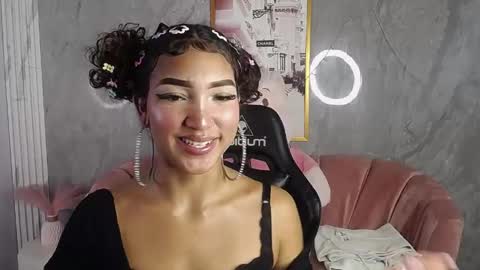Snapshot of camilavixen_ch chatting on May 2026 09:24:01 PM camila online show from May 2026 09:24:01 PM