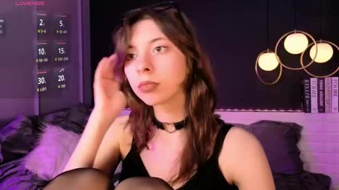 Snapshot of camilla_evers chatting on May 2026 01:40:02 PM Camilla online show from May 2026 01:40:02 PM