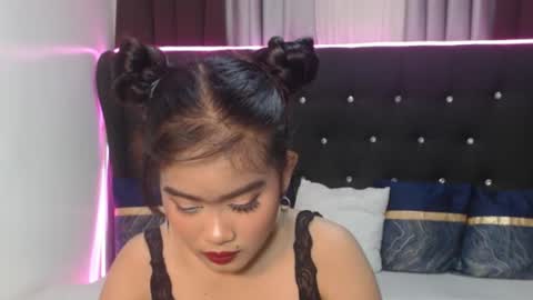 camilla_morena online show from November 2025 05:18:01 AM