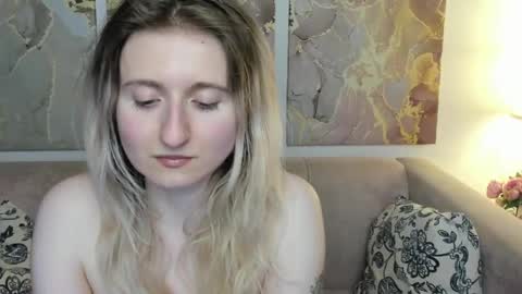 camilladreamer online show from May 2026 12:18:01 AM