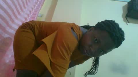 Snapshot of camillah_sweet chatting on November 2025 12:20:01 PM camillah_sweet online show from November 2025 12:20:01 PM