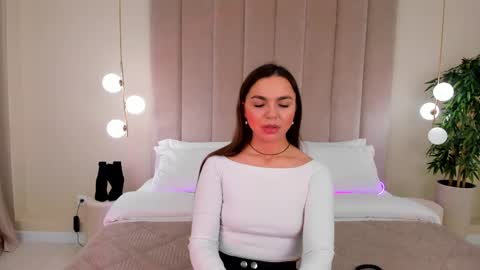 Camilla online show from February 2025 03:02:01 AM